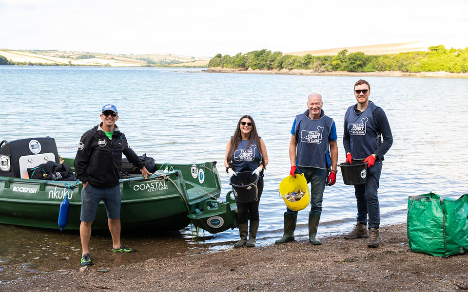 Greg and the sustainability team from Vistry took part in a clean-up expedition on the picturesque Kingsbury Estuary